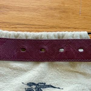 Burberry men’s belt. Red/brown leather. Size 36.